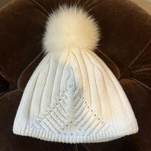 Beautiful crystal embellished cream winter hat.